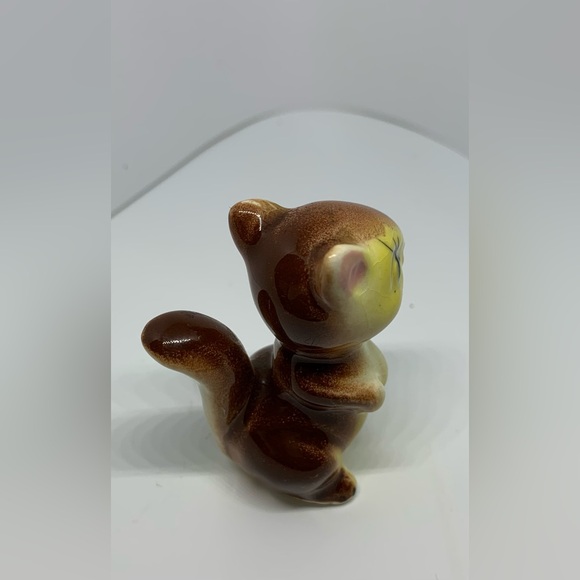 Squirrel figurine - Picture 3 of 8